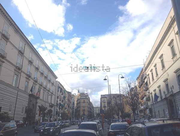 appartamento in vendita a Napoli in zona San Lorenzo