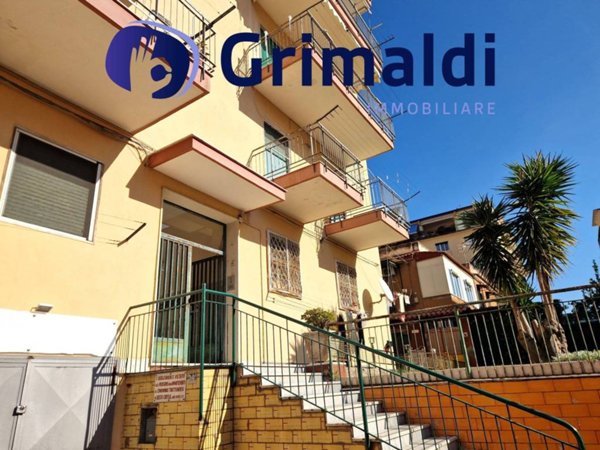 appartamento in vendita a Napoli in zona Bagnoli