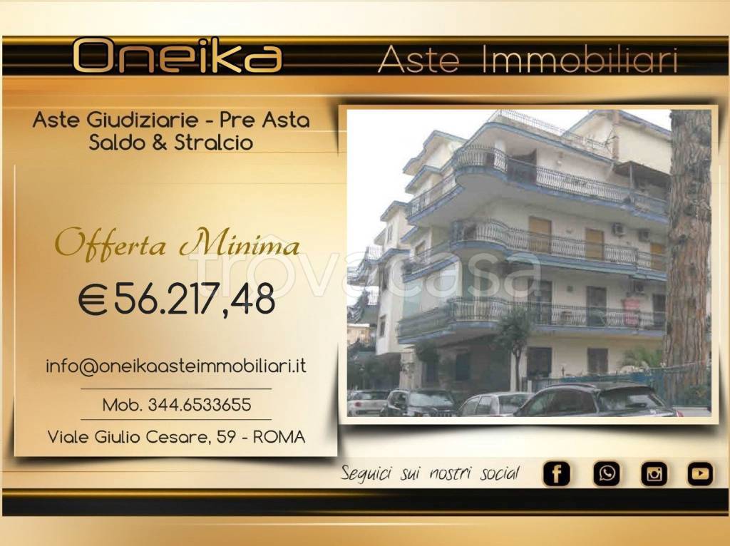 appartamento in vendita a Napoli in zona Barra