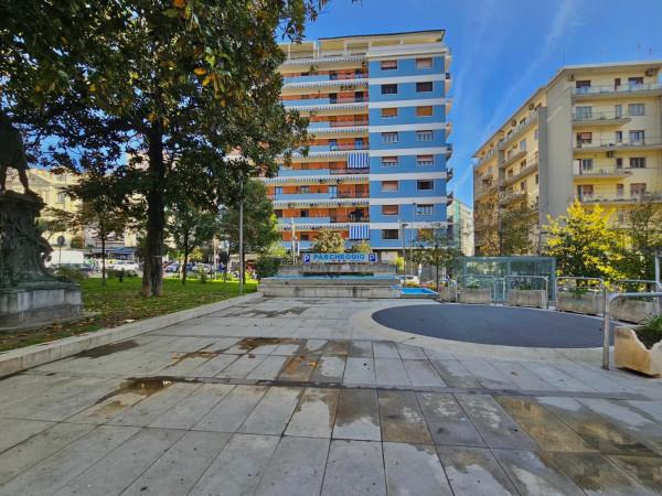 appartamento in vendita a Napoli in zona Arenella