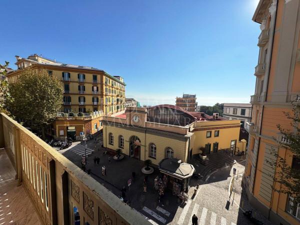 appartamento in vendita a Napoli in zona Vomero