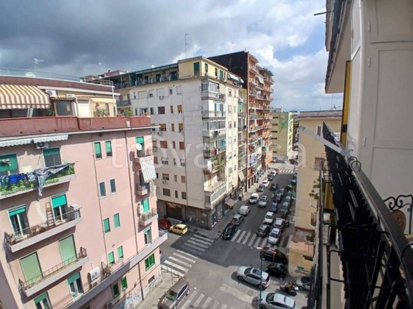 appartamento in vendita a Napoli in zona Vicaria