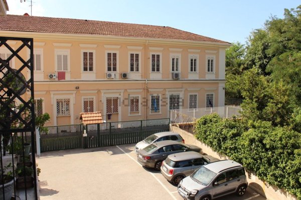 appartamento in vendita a Napoli in zona Fuorigrotta