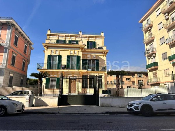 appartamento in vendita a Napoli in zona Posillipo