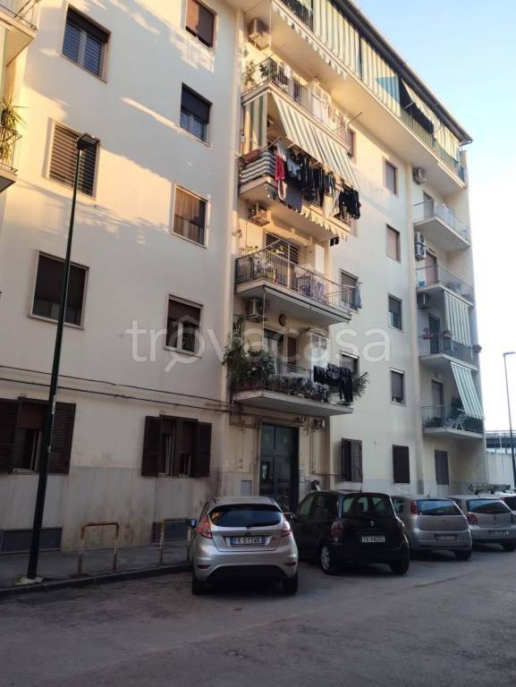 appartamento in vendita a Napoli in zona Secondigliano