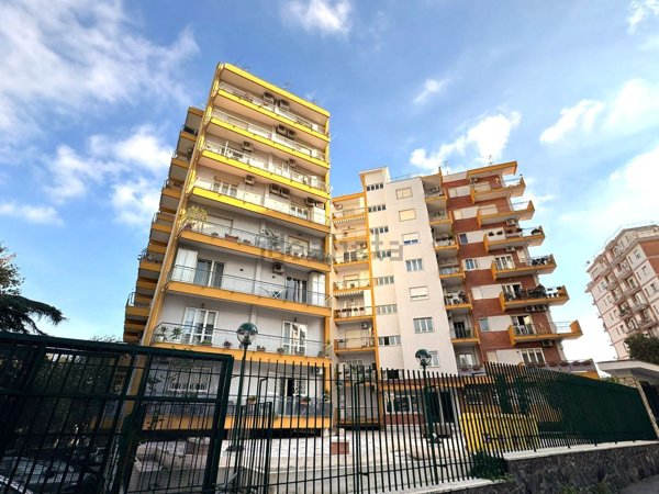 appartamento in vendita a Napoli in zona Capodimonte / Colli Aminei
