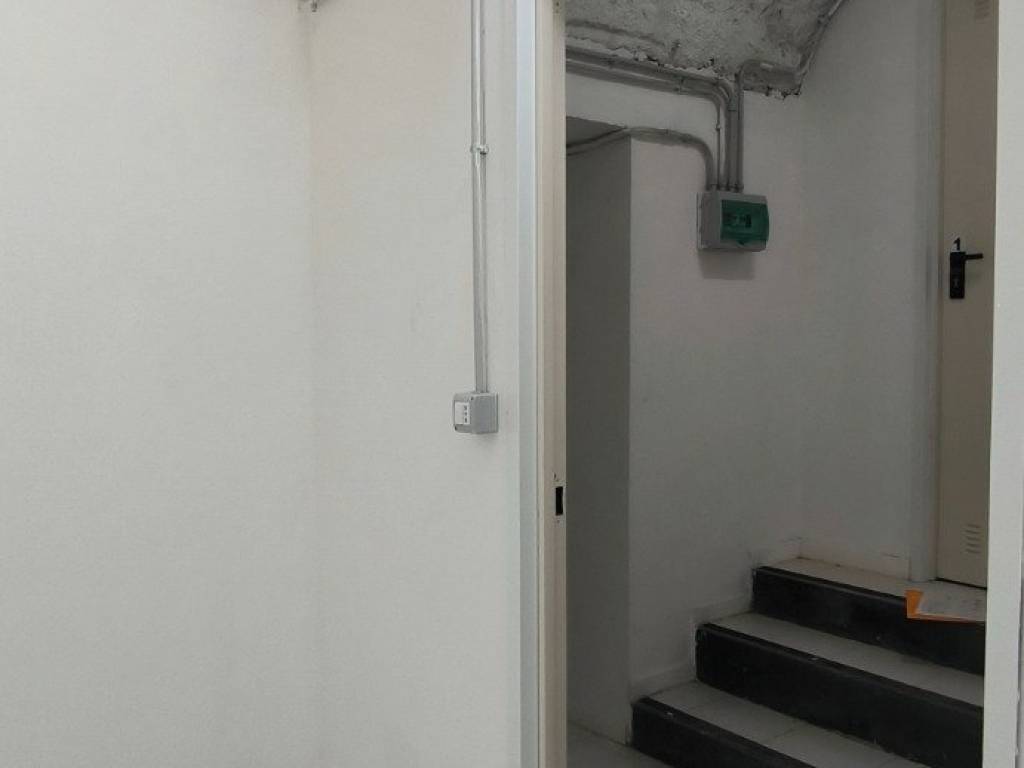 locale commerciale in vendita a Napoli