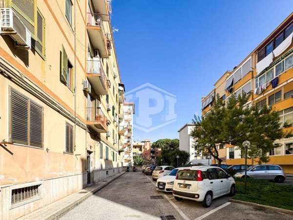 appartamento in vendita a Napoli in zona Fuorigrotta