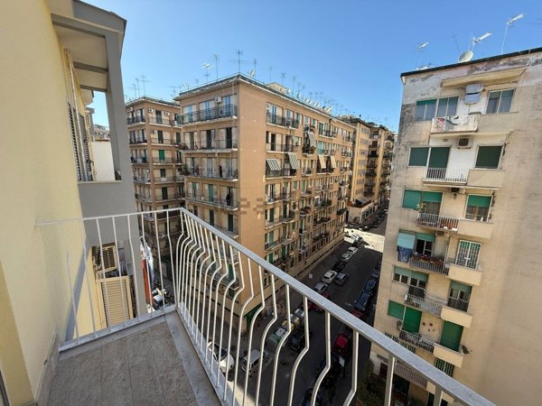 appartamento in vendita a Napoli in zona Arenella