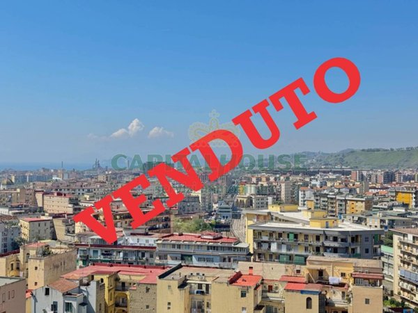 appartamento in vendita a Napoli in zona Fuorigrotta
