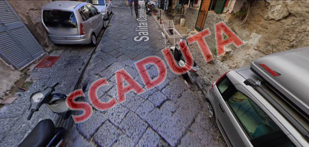 appartamento in vendita a Napoli in zona Capodimonte / Colli Aminei