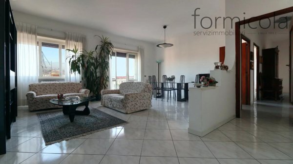 appartamento in vendita a Napoli in zona Arenella