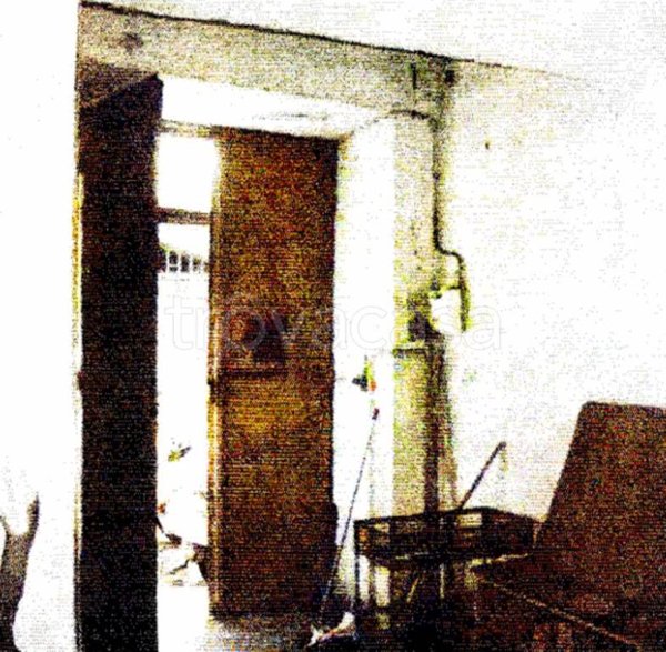 negozio in vendita a Napoli in zona Secondigliano