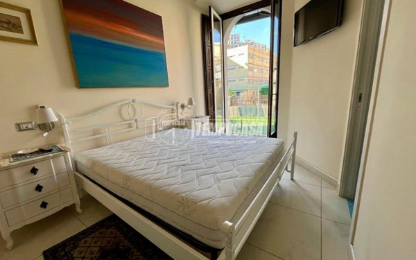 appartamento in vendita a Napoli in zona Montecalvario