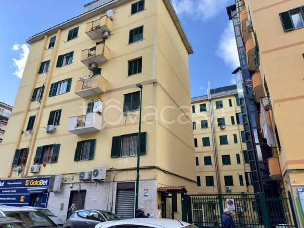 appartamento in vendita a Napoli in zona Fuorigrotta