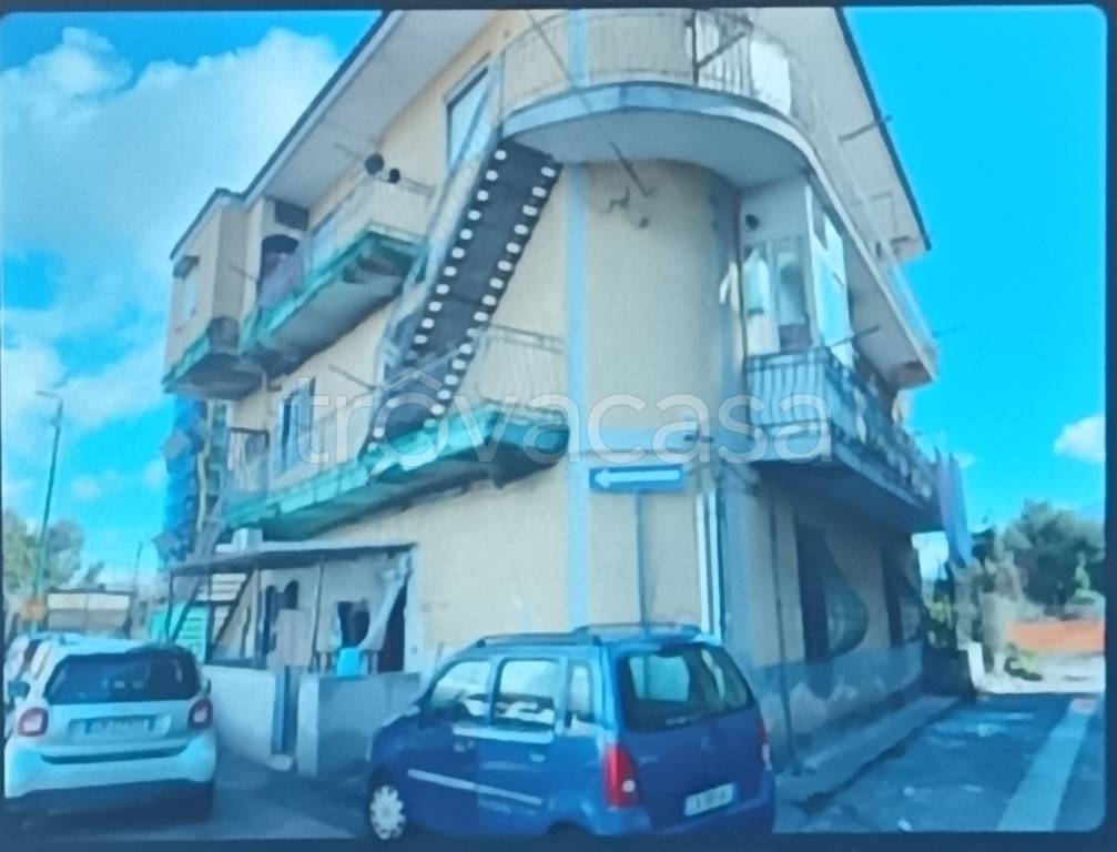 appartamento in vendita a Napoli in zona Barra