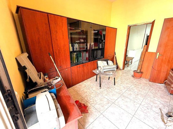 appartamento in vendita a Napoli in zona Zona Industriale-Ferrovia