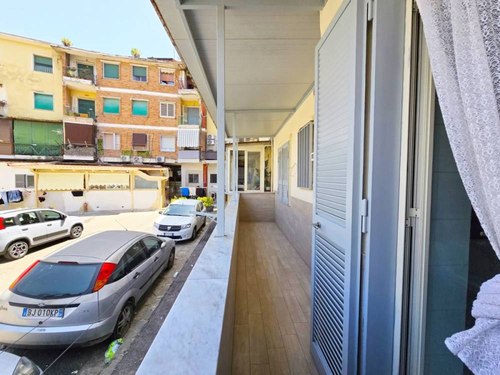 appartamento in vendita a Napoli