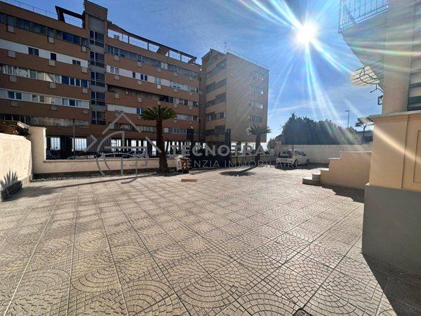 appartamento in vendita a Napoli in zona Posillipo