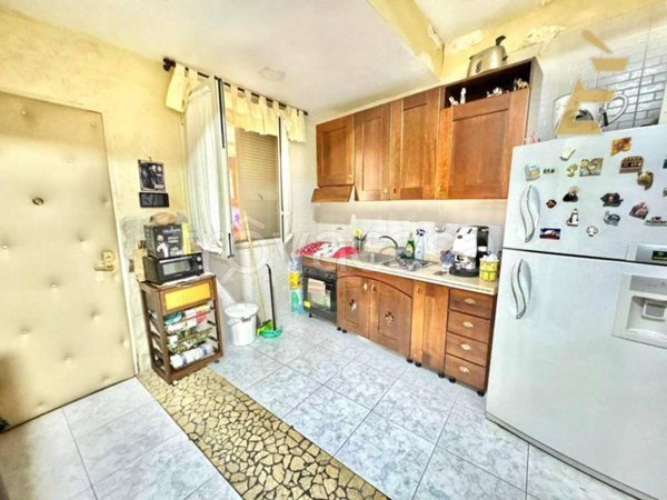 appartamento in vendita a Napoli in zona Miano