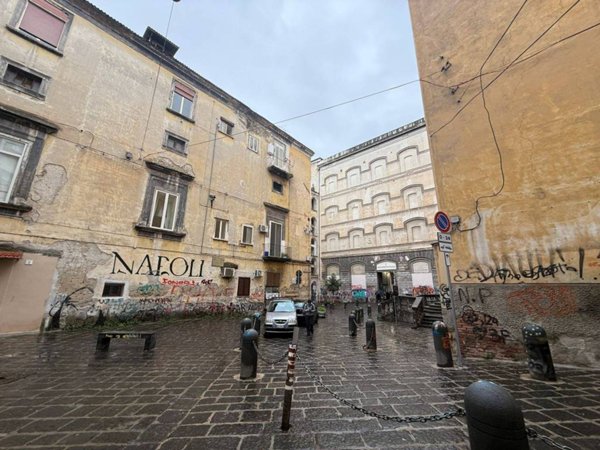 appartamento in vendita a Napoli in zona Poggioreale