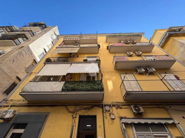 appartamento in vendita a Napoli in zona Pendino / San Giuseppe