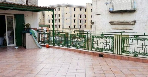 appartamento in vendita a Napoli in zona Posillipo