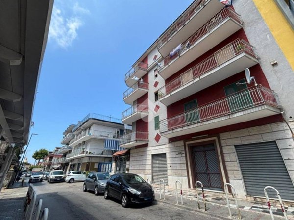 appartamento in vendita a Napoli in zona Barra