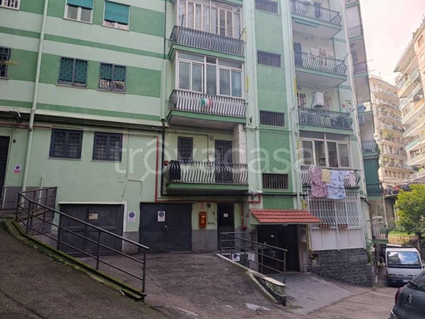 appartamento in vendita a Napoli in zona Arenella