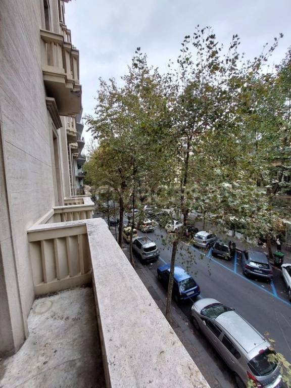 appartamento in vendita a Napoli in zona Vomero