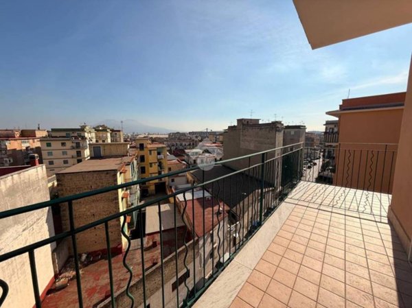 appartamento in vendita a Napoli in zona Secondigliano