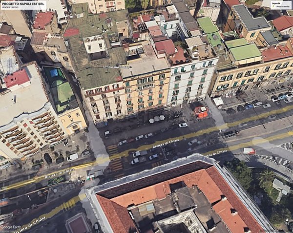 ufficio in vendita a Napoli in zona Chiaia