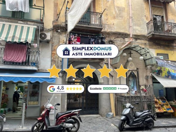 appartamento in vendita a Napoli in zona Stella