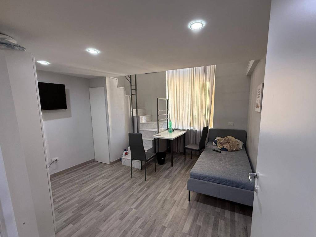 appartamento in vendita a Napoli in zona Pendino / San Giuseppe