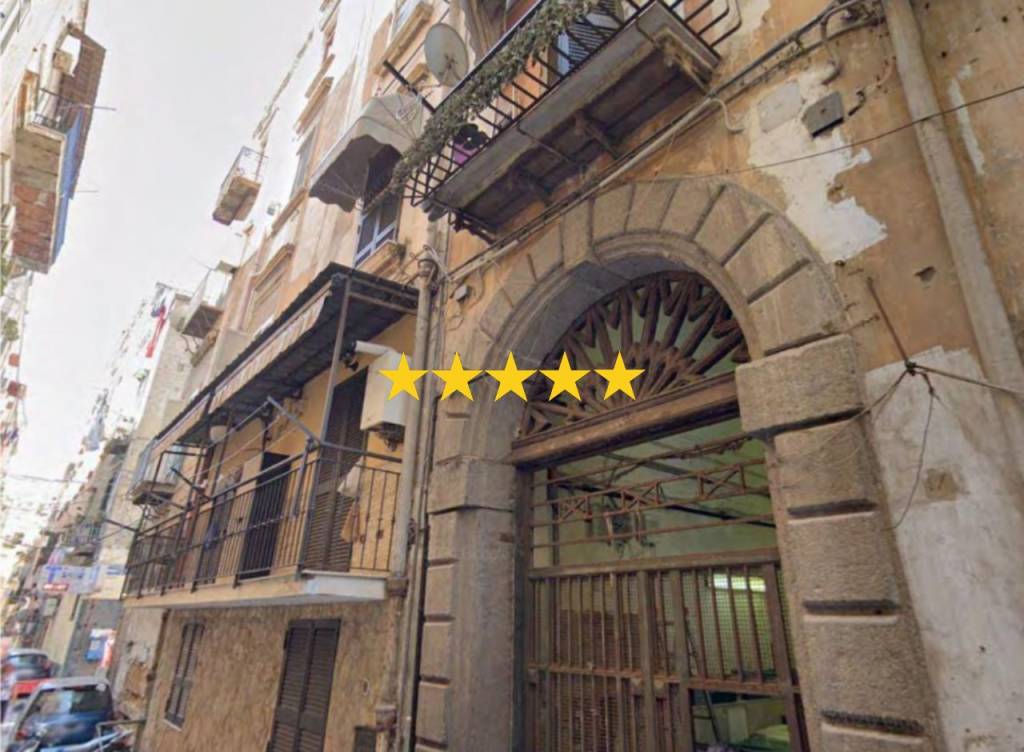 appartamento in vendita a Napoli