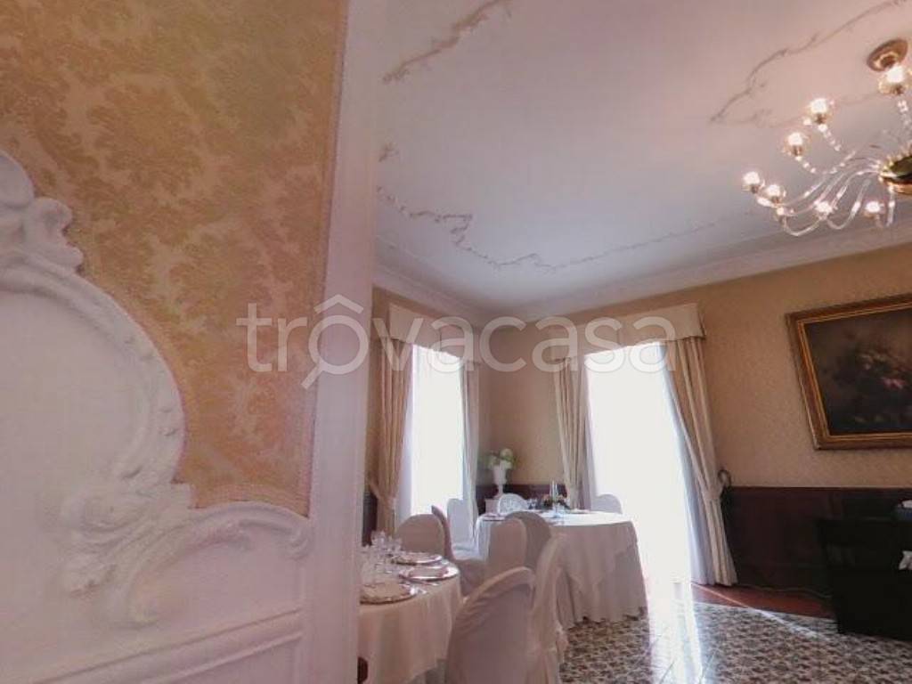 appartamento in vendita a Napoli in zona Posillipo