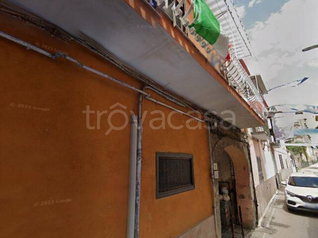 appartamento in vendita a Napoli in zona Barra