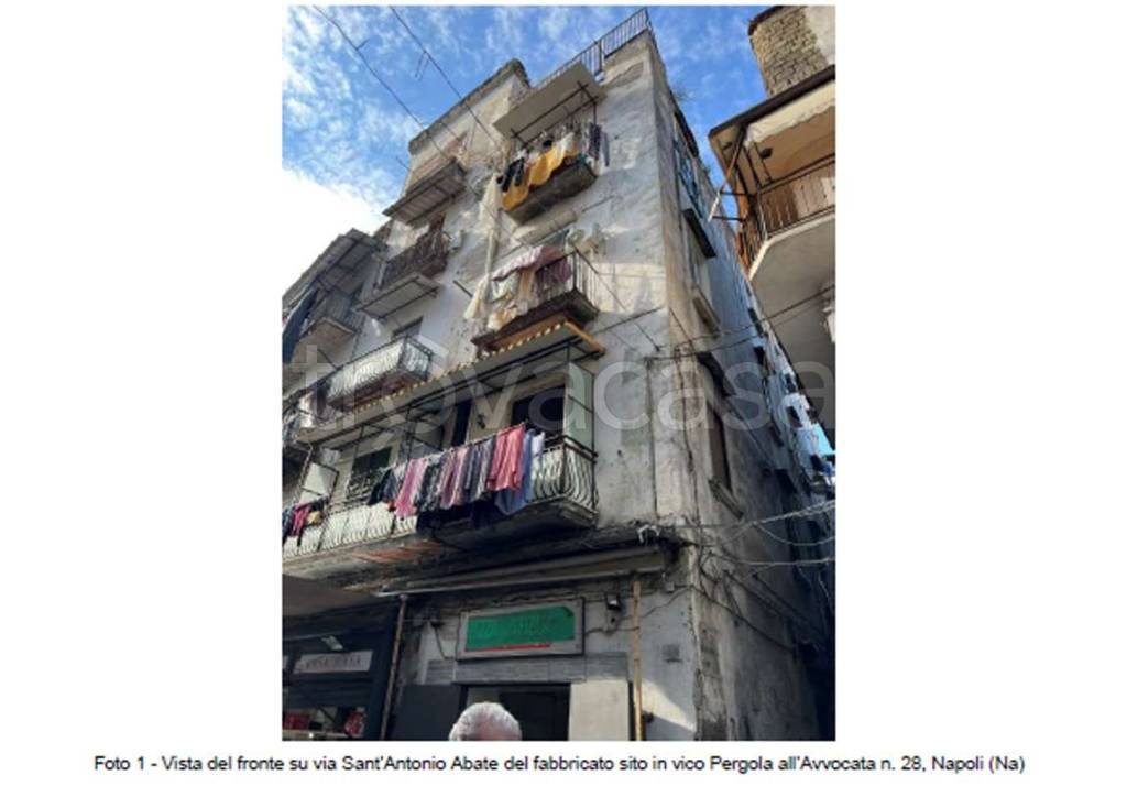appartamento in vendita a Napoli in zona Avvocata
