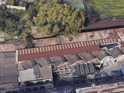 negozio in vendita a Napoli in zona Fuorigrotta