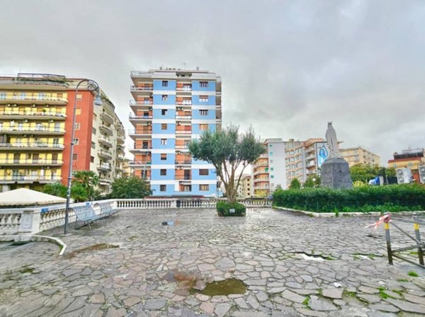 appartamento in vendita a Napoli in zona Arenella