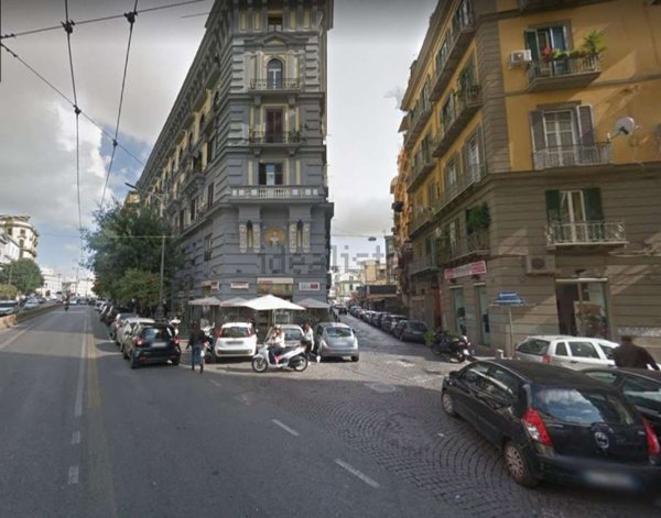 appartamento in vendita a Napoli in zona Pendino / San Giuseppe