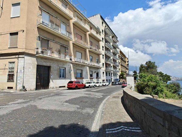 appartamento in vendita a Napoli in zona Posillipo