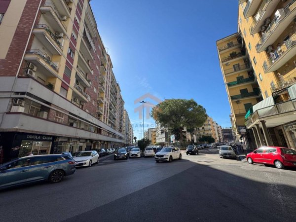 appartamento in vendita a Napoli in zona Fuorigrotta
