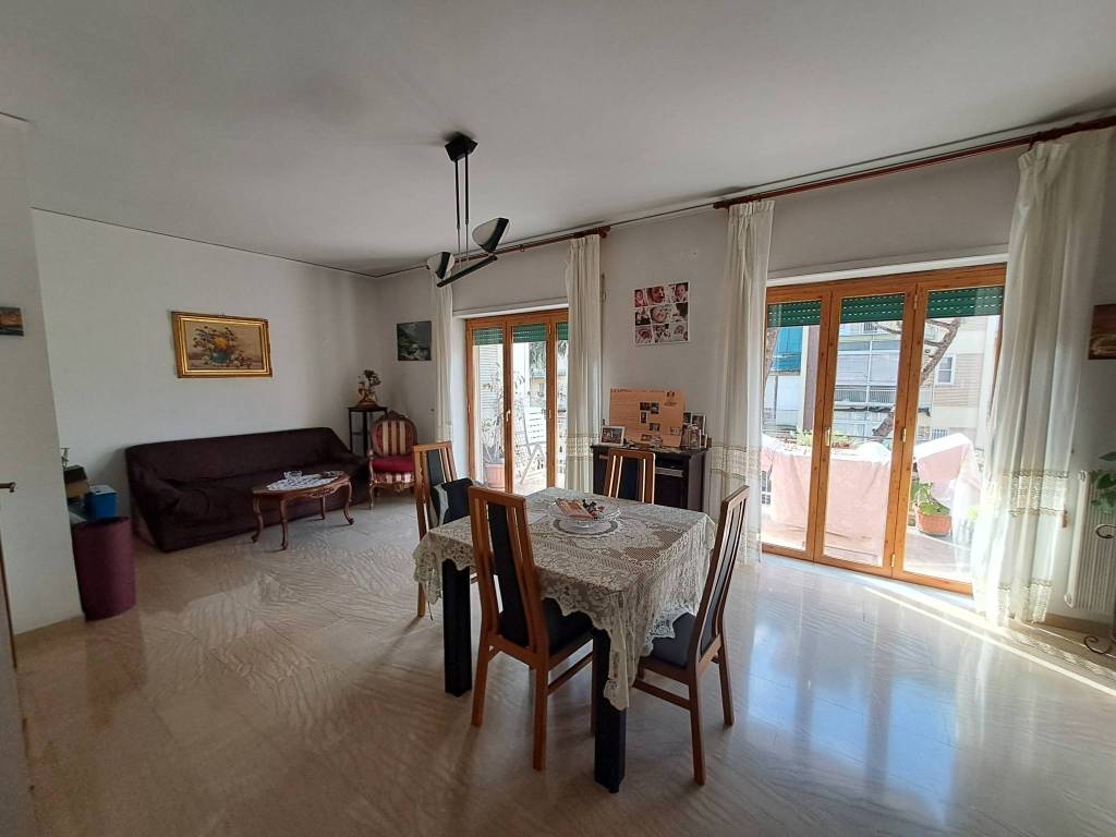 appartamento in vendita a Napoli in zona Vomero