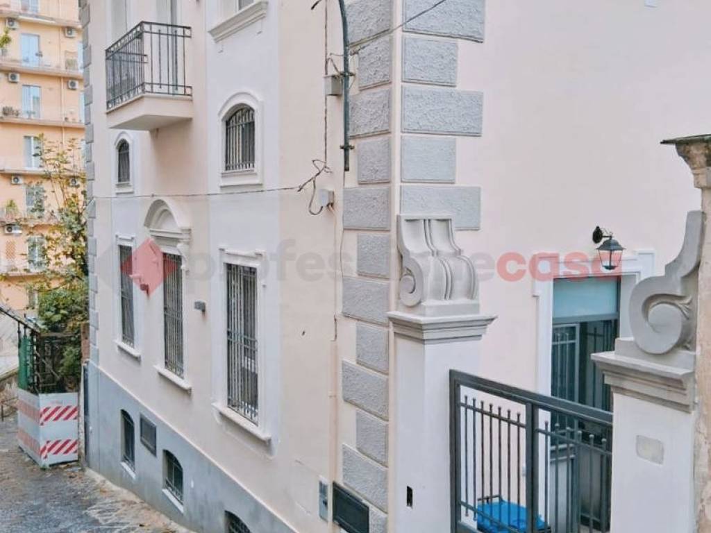 appartamento in vendita a Napoli in zona Vomero