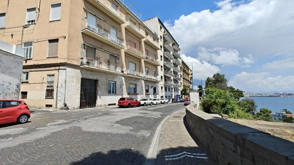 appartamento in vendita a Napoli in zona Posillipo