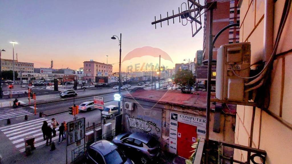 appartamento in vendita a Napoli in zona Mercato