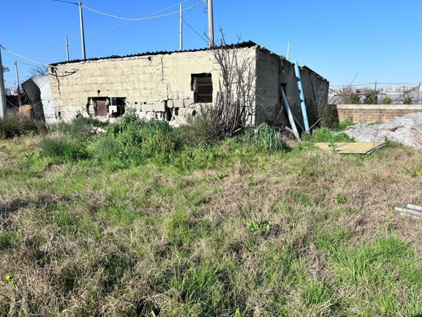 casa indipendente in vendita a Napoli in zona Ponticelli