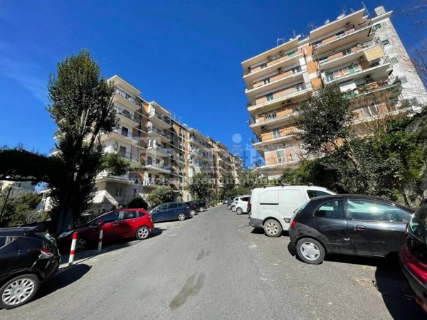 appartamento in vendita a Napoli in zona Capodimonte / Colli Aminei