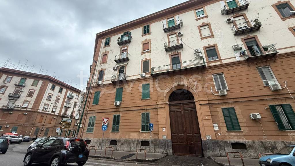 appartamento in vendita a Napoli